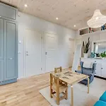 Leete Residence- 5br Elegant Family With Huge Garden&free Parking 别墅 塔林
