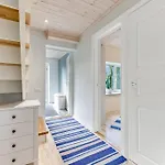 Leete Residence- 5br Elegant Family With Huge Garden&free Parking * تالين