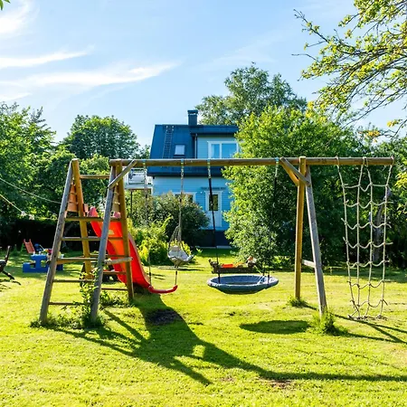 5br Elegant Family With Huge Garden&free Parking *