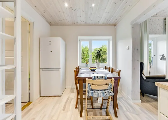 Vila Leete Residence- 5br Elegant Family With Huge Garden&free Parking Tallinn