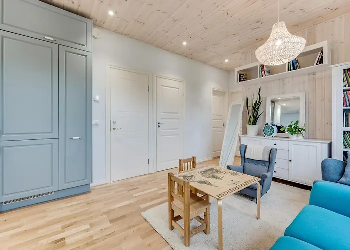 Leete Residence- 5br Elegant Family With Huge Garden&free Parking Βίλα Ταλίν