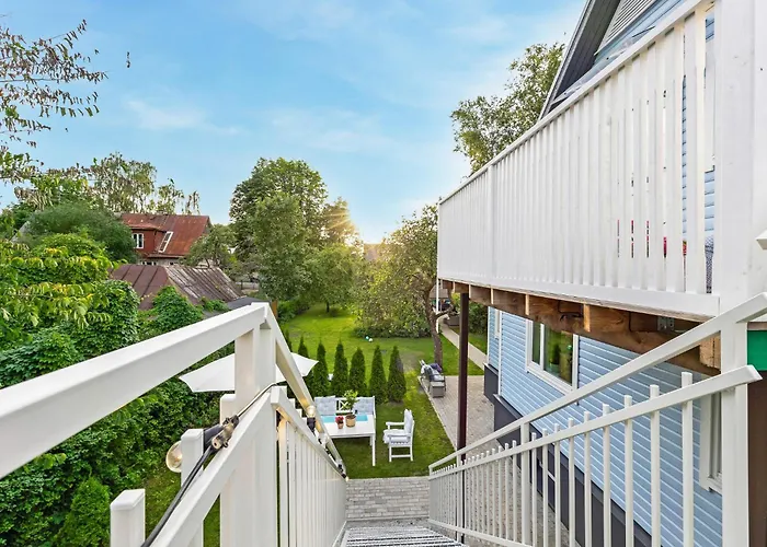 Villa Leete Residence- 5br Elegant Family With Huge Garden&free Parking