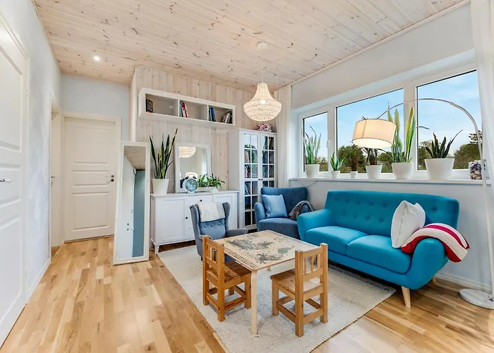 Villa Leete Residence- 5br Elegant Family With Huge Garden&free Parking Tallinn