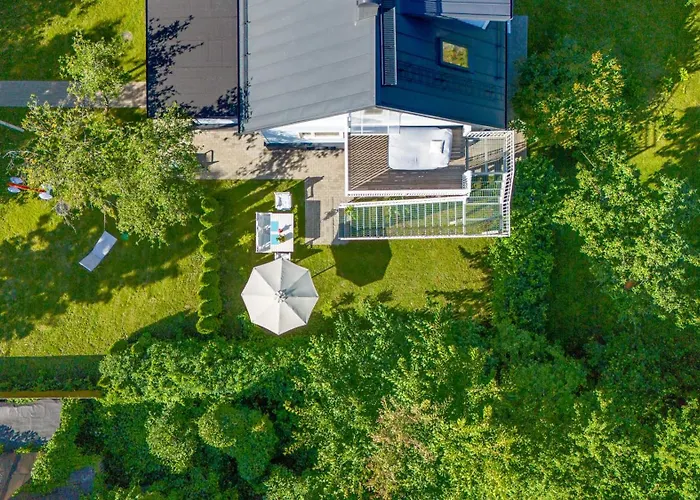 Βίλα Leete Residence- 5br Elegant Family With Huge Garden&free Parking *