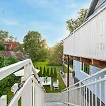 Villa Leete Residence- 5br Elegant Family With Huge Garden&free Parking