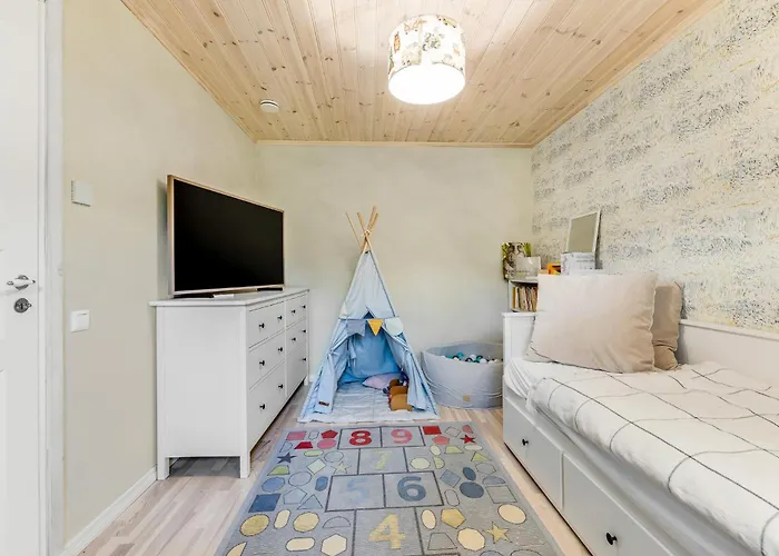 Leete Residence- 5br Elegant Family With Huge Garden&free Parking Talin