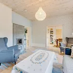 Leete Residence- 5br Elegant Family With Huge Garden&free Parking Talin