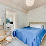 Leete Residence- 5br Elegant Family With Huge Garden&free Parking Villa *