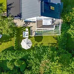 Villa Leete Residence- 5br Elegant Family With Huge Garden&free Parking *